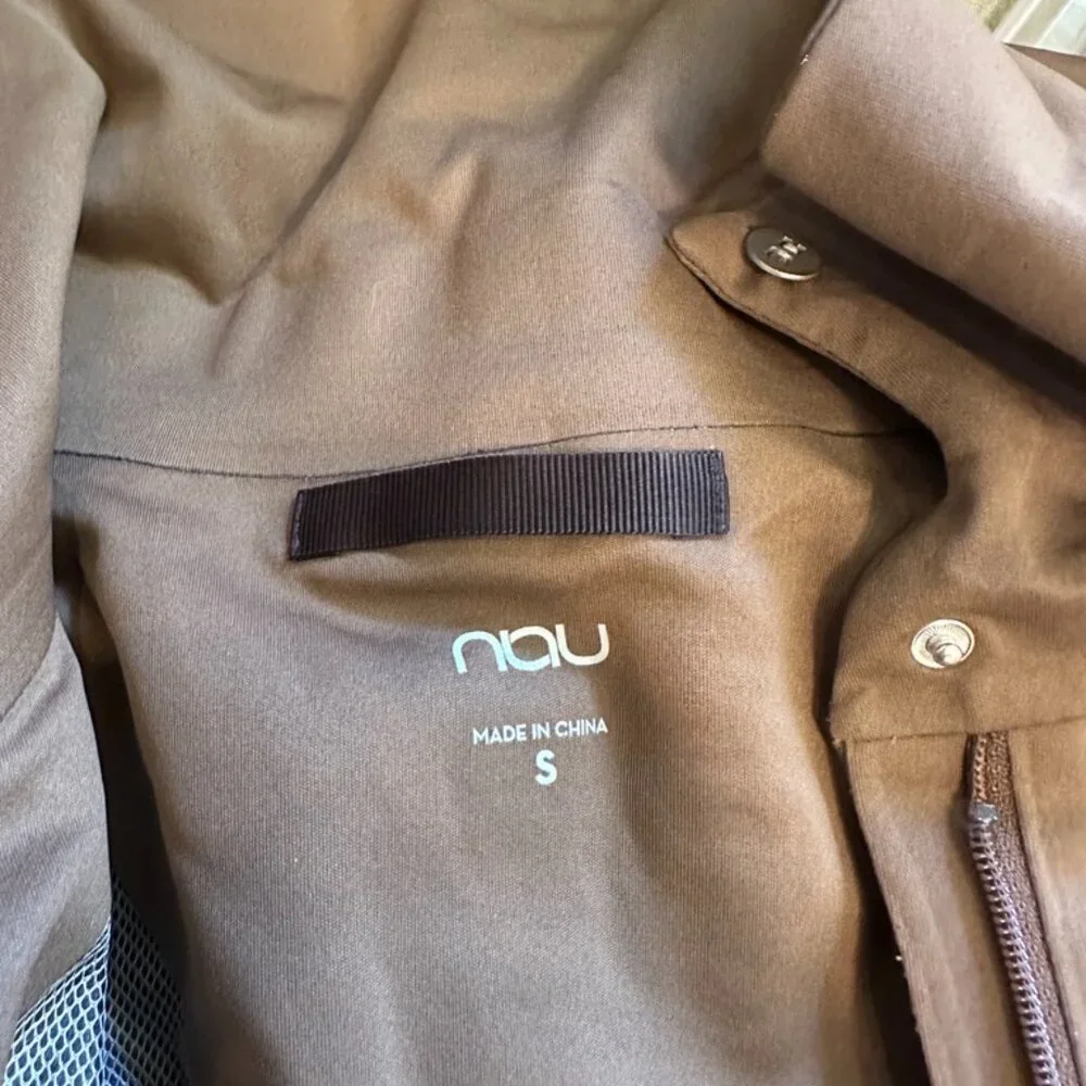 NWOT Nau Brown SSI Courier Windshirt Light weight Windbreaker Jacket - Picture 3 of 4